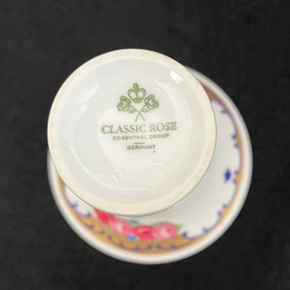 VINTAGE ROSENTHAL CLASSIC ROSE VASE - Picture 4 of 4